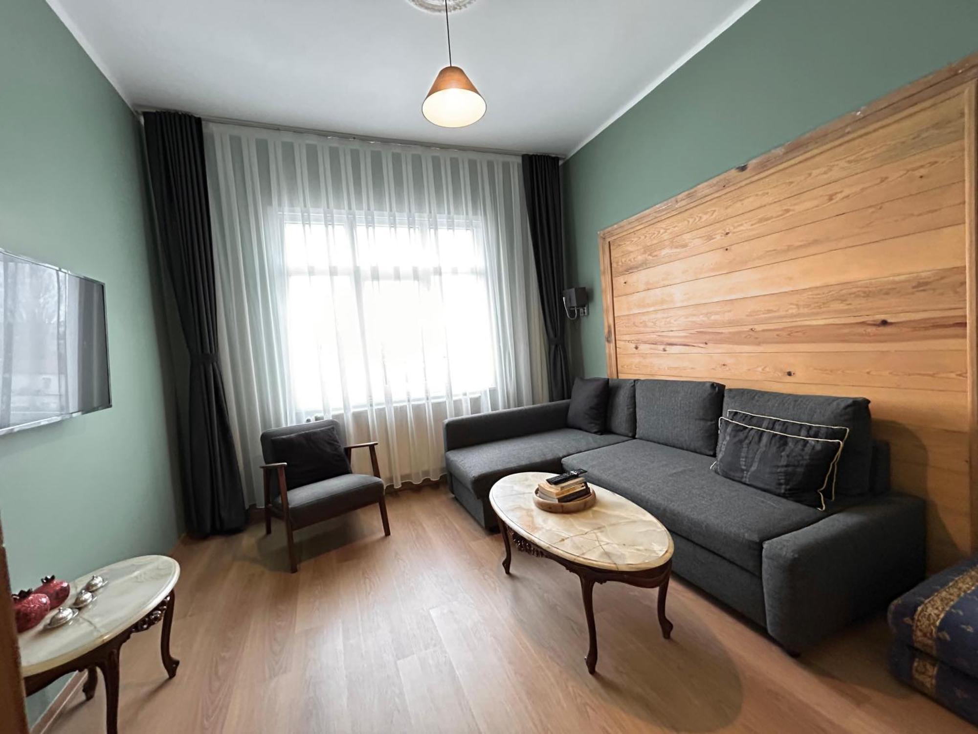 Waterfront By The Tram - Terrace With Dome & Golden Horn View In Fatih Appartement