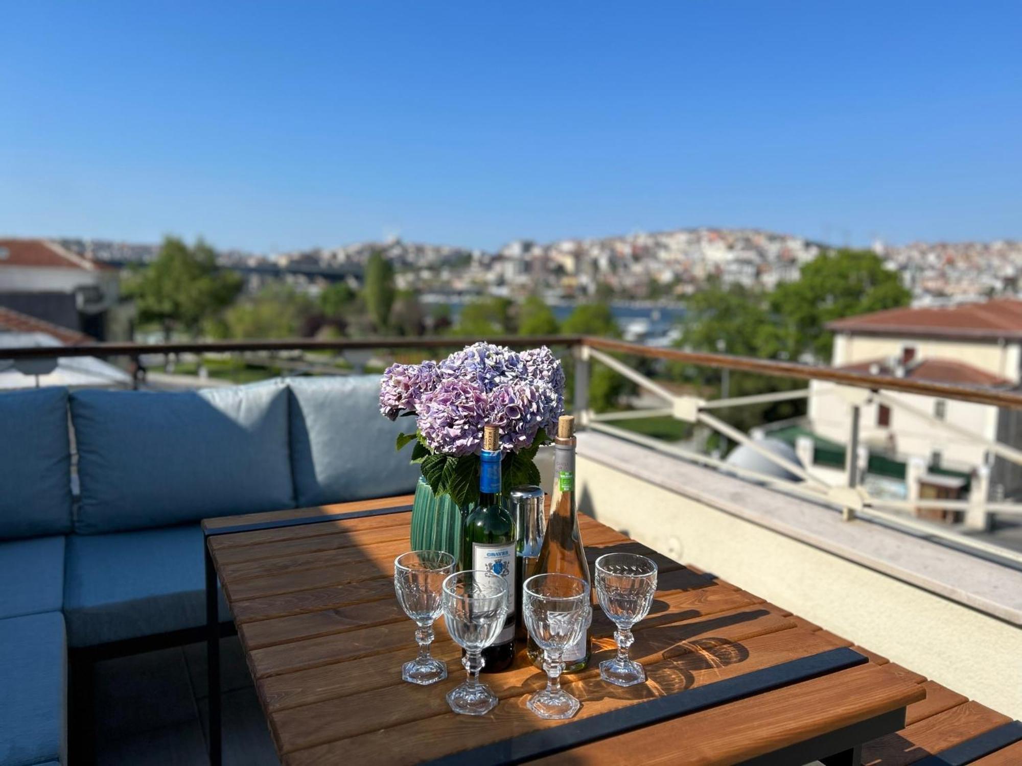 Waterfront By The Tram - Terrace With Dome & Golden Horn View In Fatih Appartement Istambul